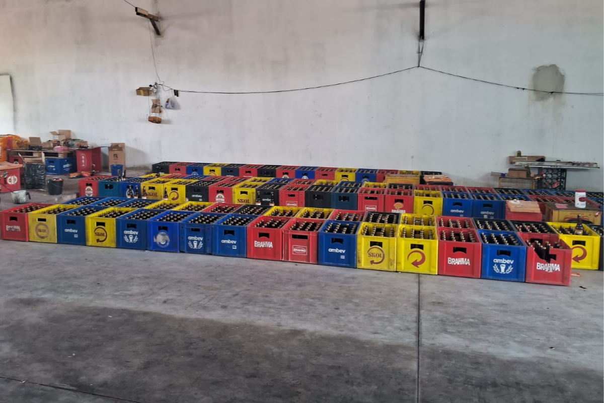 Polícia Civil vai investigar cerveja falsificada apreendida em Betim