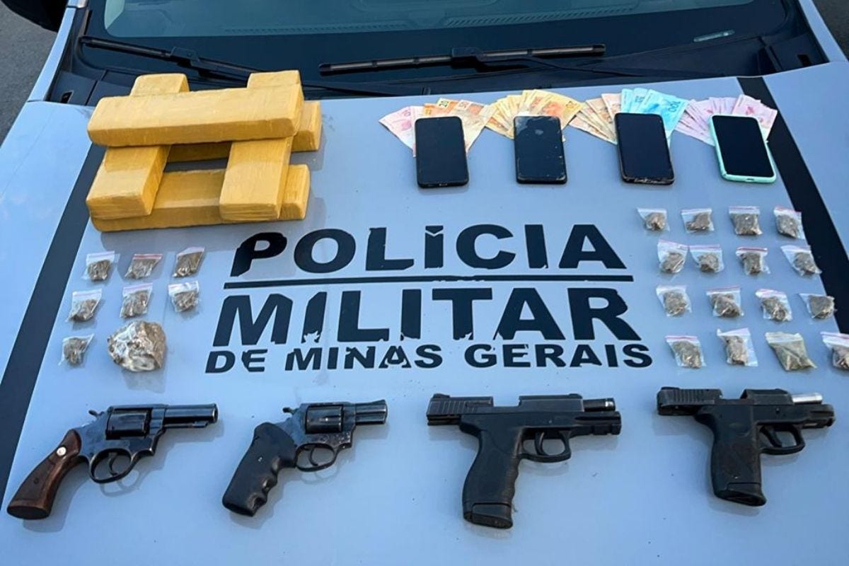 Ação da 188ª Companhia do 66º BPM apreendeu armas, drogas, dinheiro e celulares