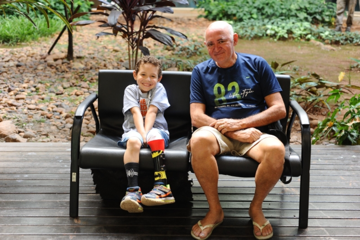 Bryan foi diagnosticado com a doença aos 2 anos de idade e passará pelo segundo transplante de medula óssea