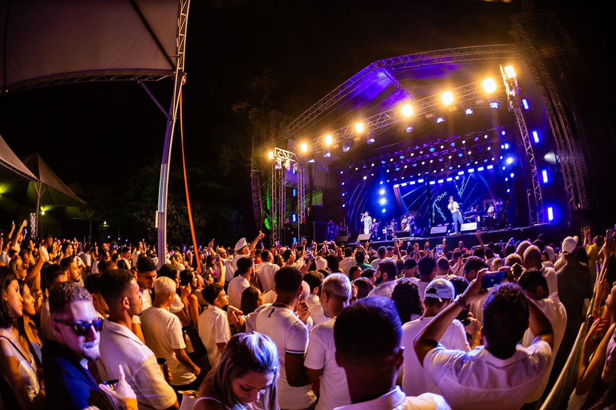 Os ingressos estão à venda pelo site nenety.com.br!