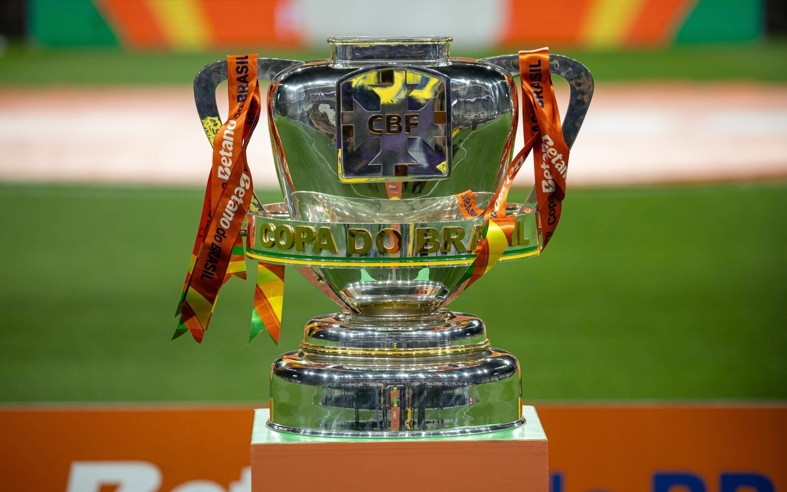 Taça da Copa do Brasil (Foto: Léo Barrilari/GazetaPress)