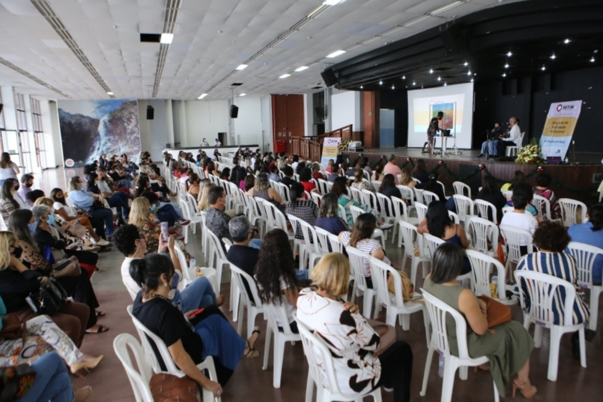 Reconhecimento foi feito a secretarias que se destacaram no programa Compromisso Nacional Criança Alfabetizada